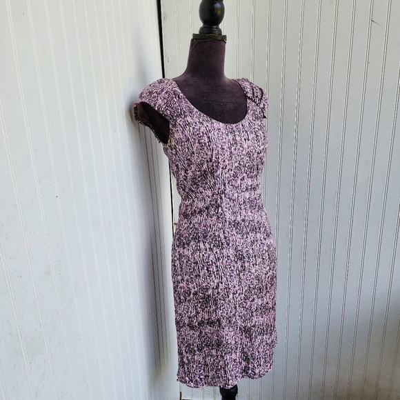 Banana Republic Pink Purple Abstract Print Silk Cap Sleeve Sheath Dress Size 4 - Picture 2 of 16